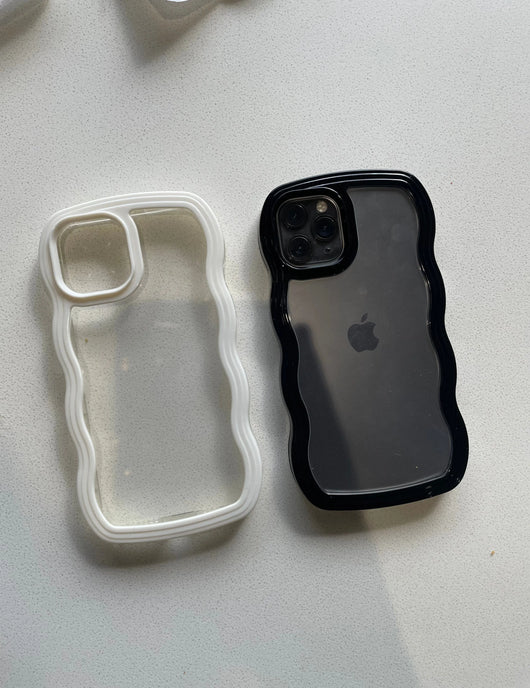 Wavy Lines Case casexstudio